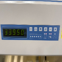 Thermo Scientific 1300 Series A2 6' Biosafety Cabinet image 2